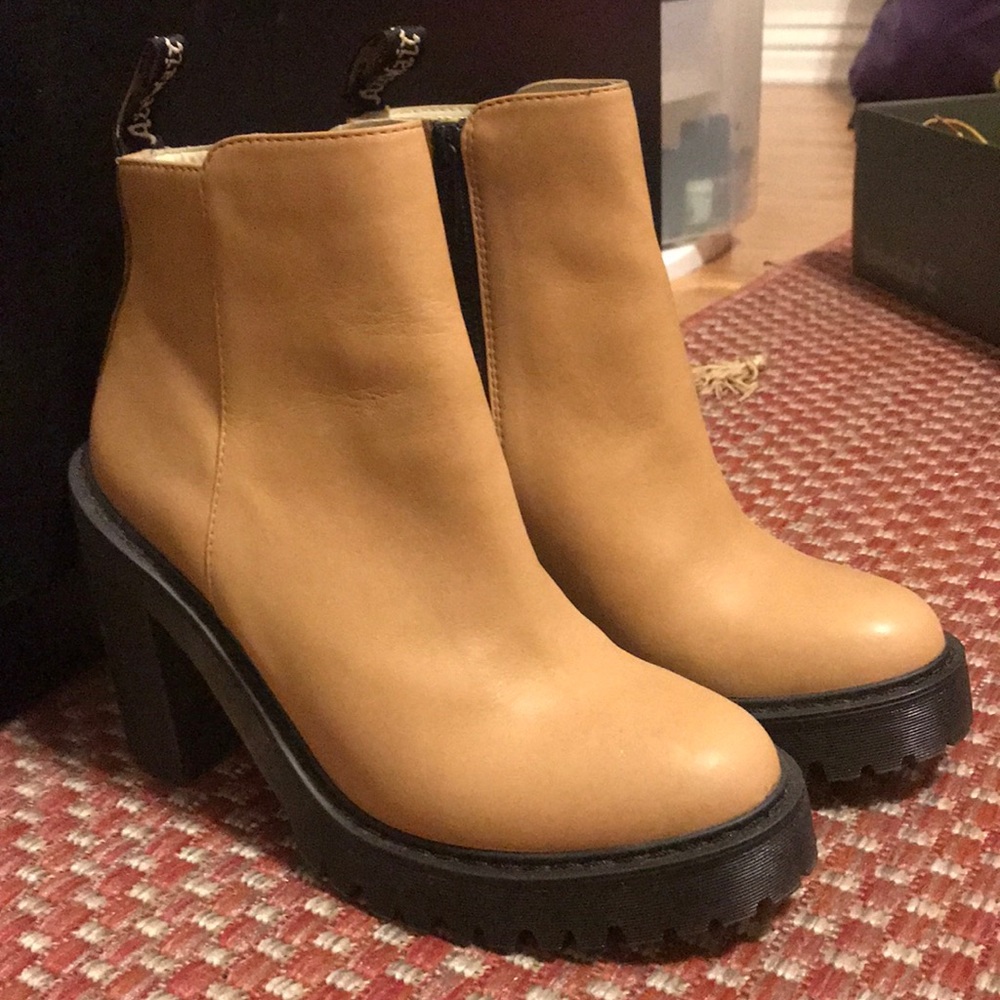 Fall-Style Doc Marten Booties!🧡